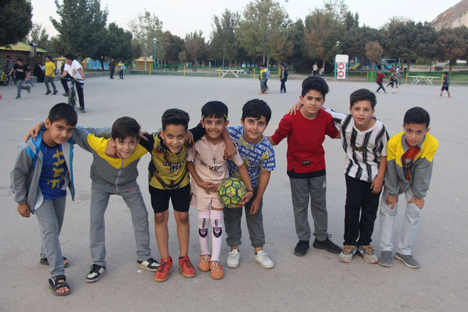 اجرای جشنواره هفته ملی کودک توسط مجتمع آموزشی حضرت جوادالائمه (ع)