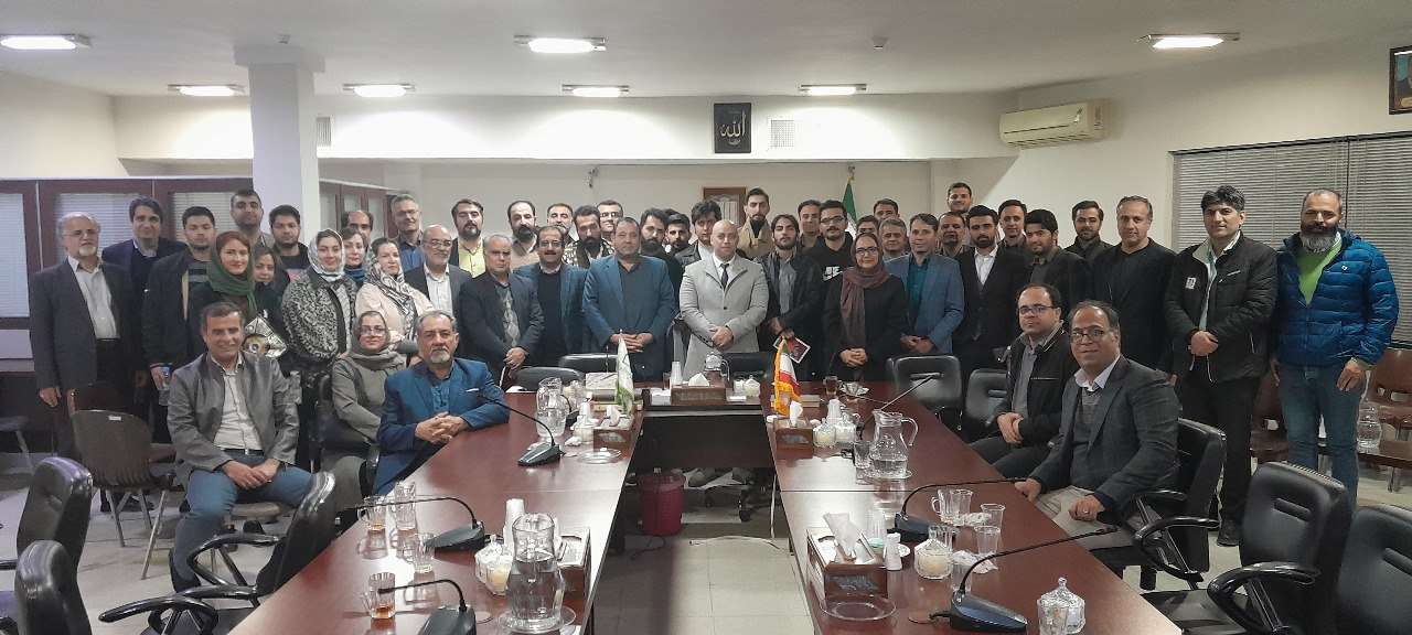 نشست تاریخ در دعوای سیاسی