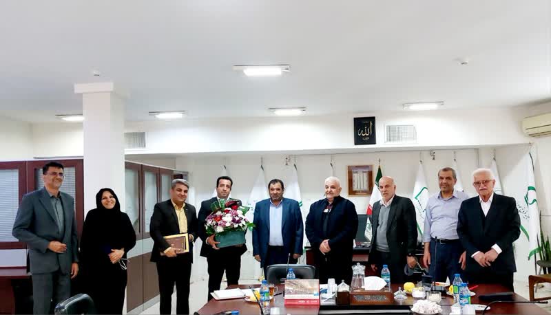 تعهد تکمیل دبستان پسرانه امامشهر توسط خیر نیکوکار جناب آقای مهدی شهسواری