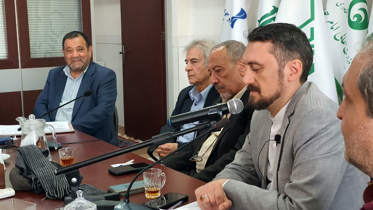 نشست هم اندیشی با موضوع ایرانشناسی در موسسه خیریه فرهنگی حضرت جوادالائمه (ع)