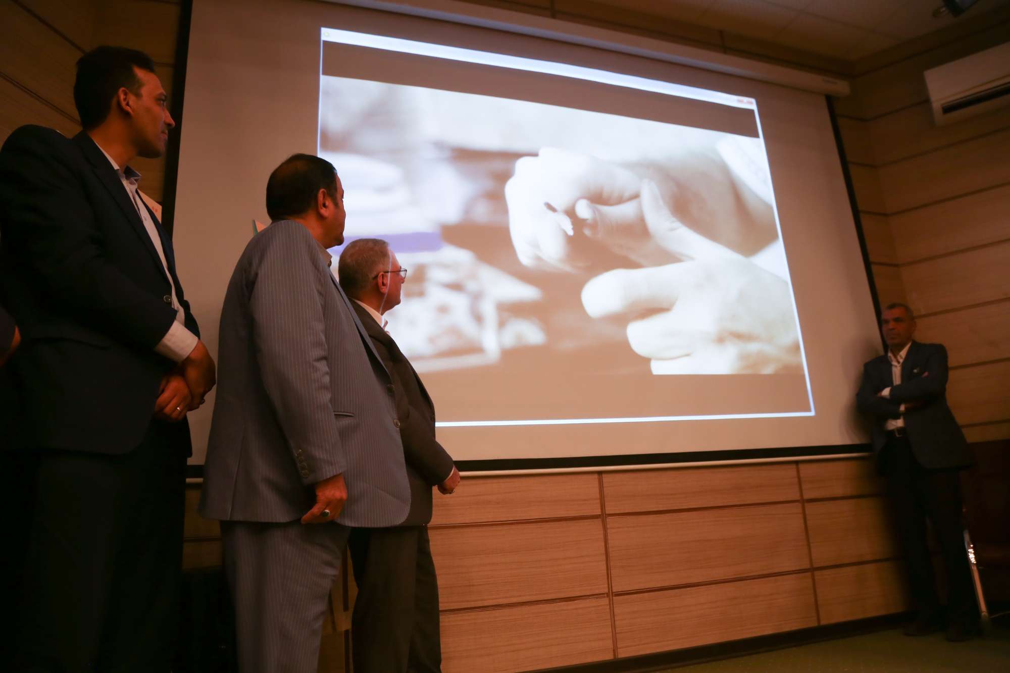 سرود موسسه خیریه فرهنگی حضرت جوادالائمه (ع)