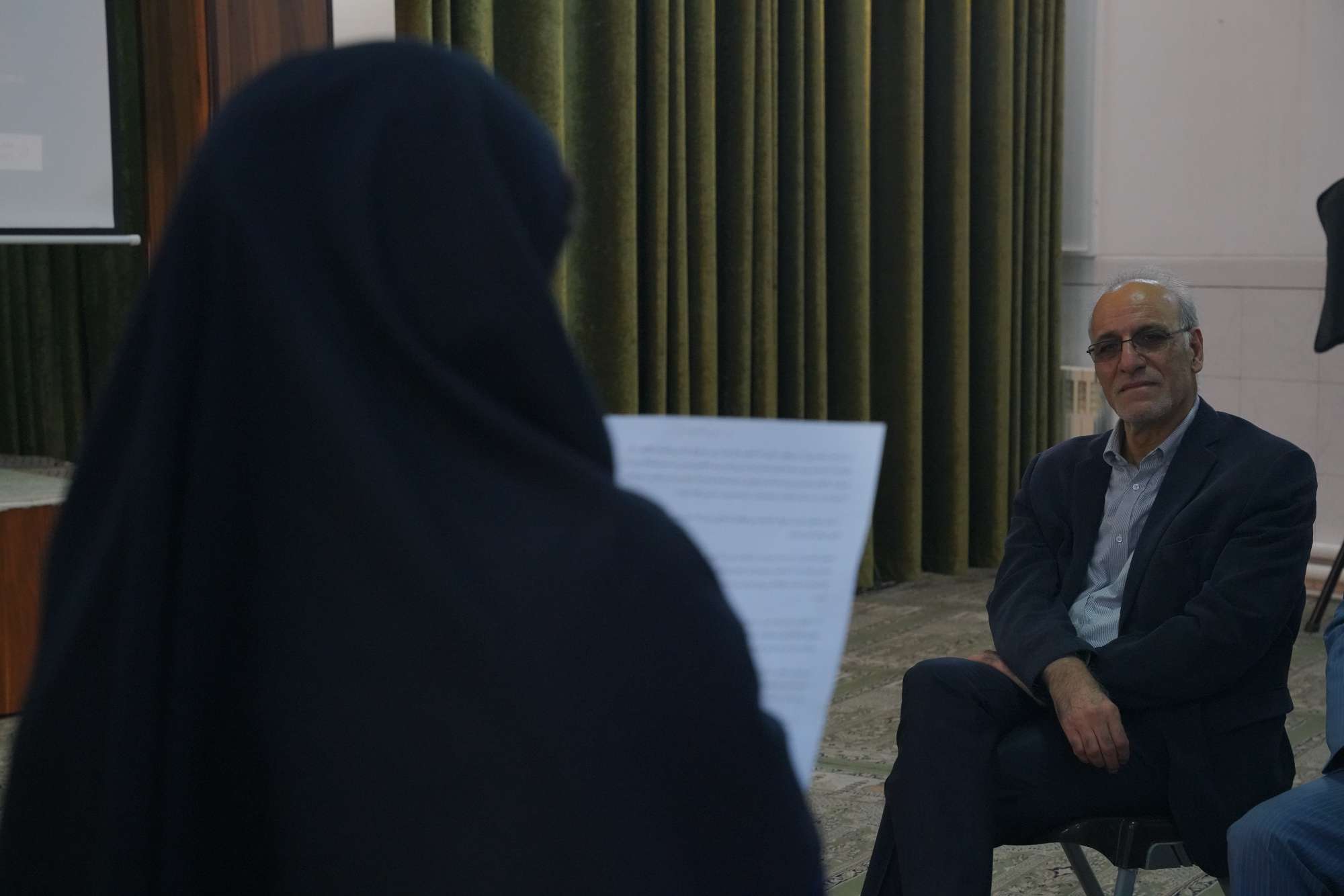 فریدون عموزاده خلیلی در مدارس مجتمع آموزشی حضرت جوادالائمه (ع)