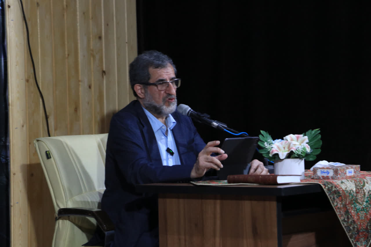 سخنرانی آرمین با موضوع قرآن