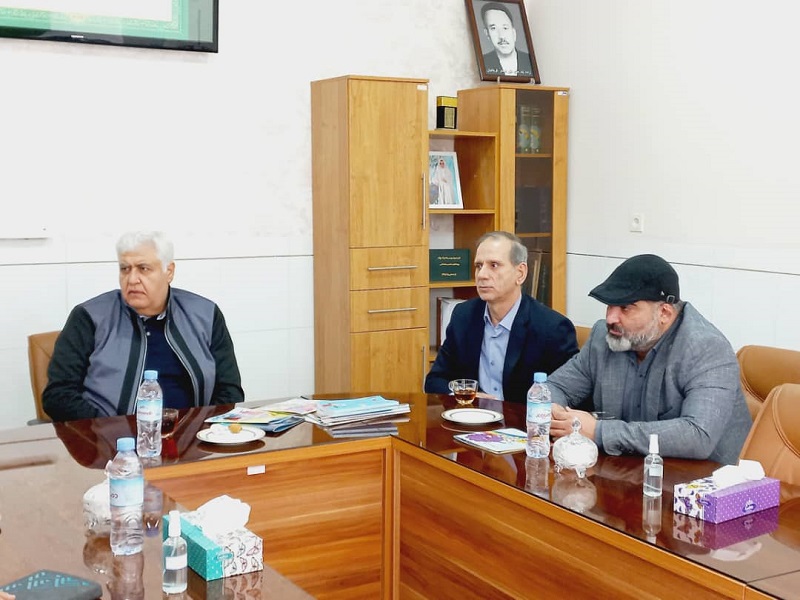 سفر مسئولین روزنامه کشوری اطلاعات به یزد